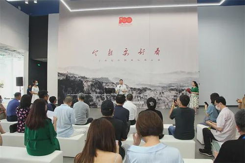 今朝更好看 北大資源天竺藝術中心展覽開幕，老廠房華麗變身藝術殿堂